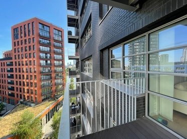 Flat-for-sale-Canning Town-london-3326-view1
