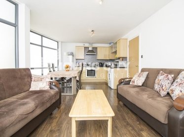 Flat-to-rent-Aldgate East-london-3104-view1
