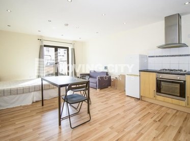 Flat-let-agreed-Stratford-london-3239-view1