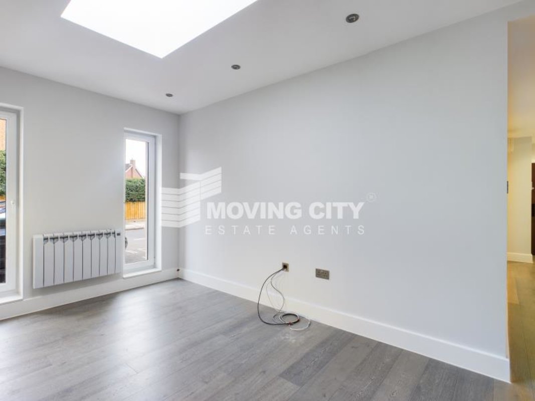 Flat-let-agreed-London-london-3350-view2