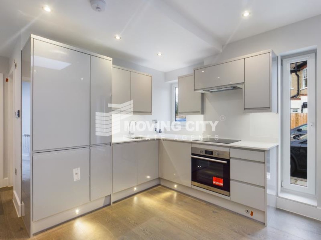 Flat-let-agreed-London-london-3350-view1