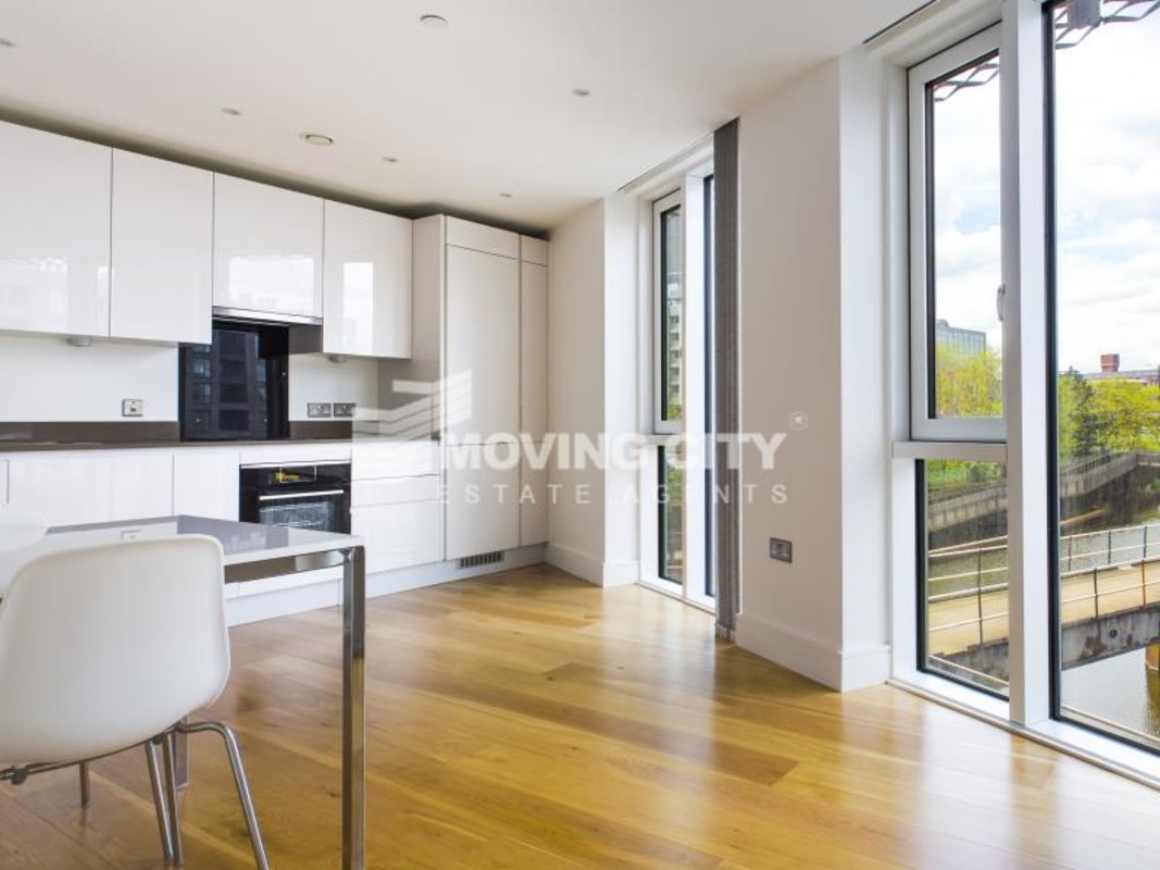 Flat-for-sale-Stratford-london-3074-view2