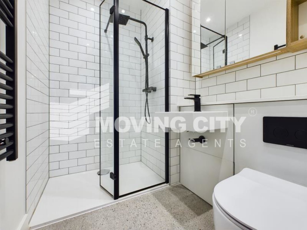 Apartment-let-agreed-Poplar-london-3497-view13