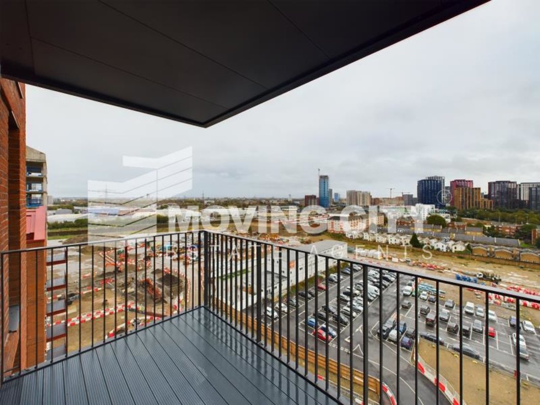Apartment-let-agreed-Poplar-london-3465-view8
