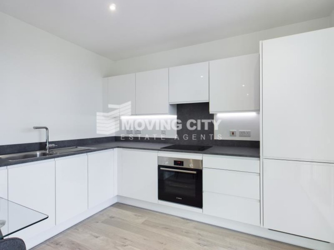 Apartment-let-agreed-Canning Town-london-3179-view4