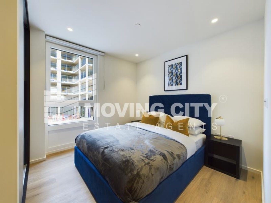 Apartment-let-agreed-Poplar-london-3445-view7