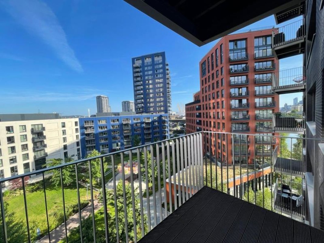 Flat-for-sale-Canning Town-london-3326-view3