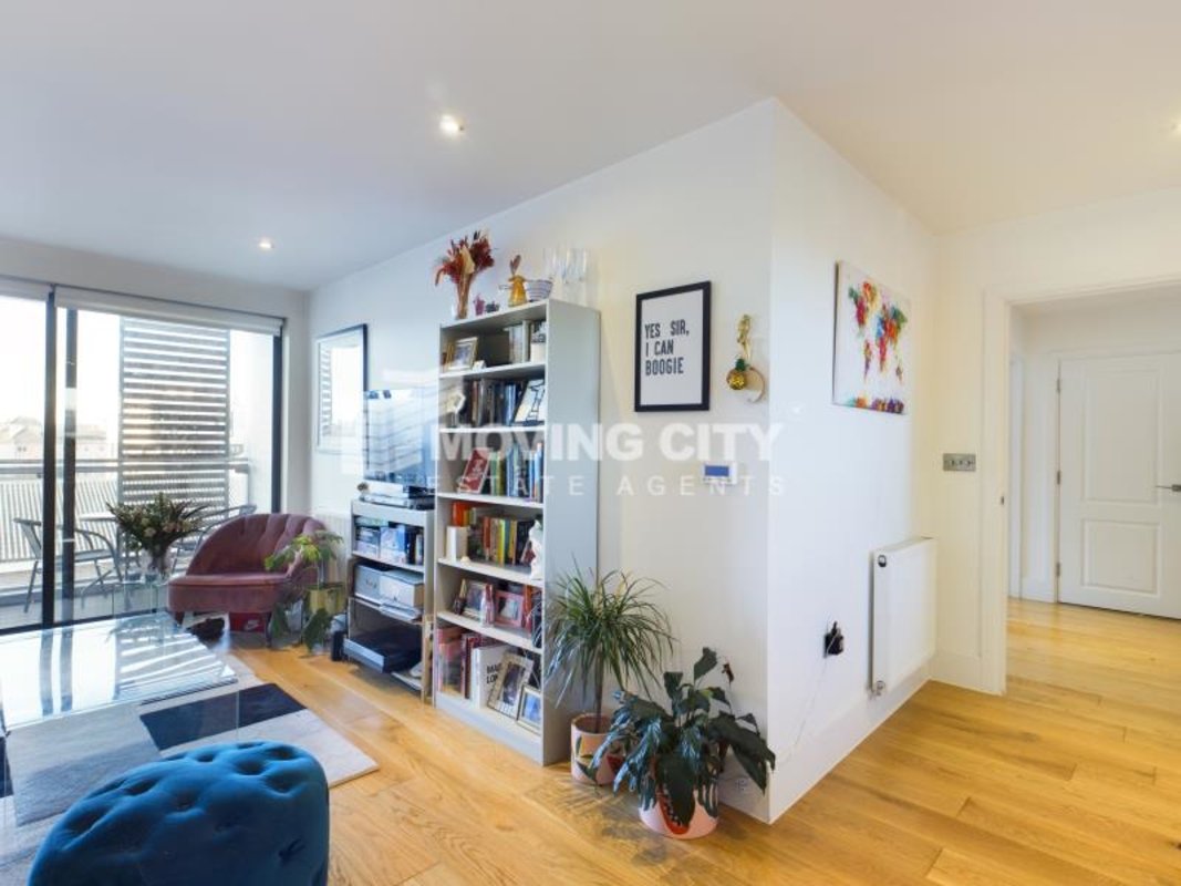 Flat-for-sale-Bow-london-3253-view2