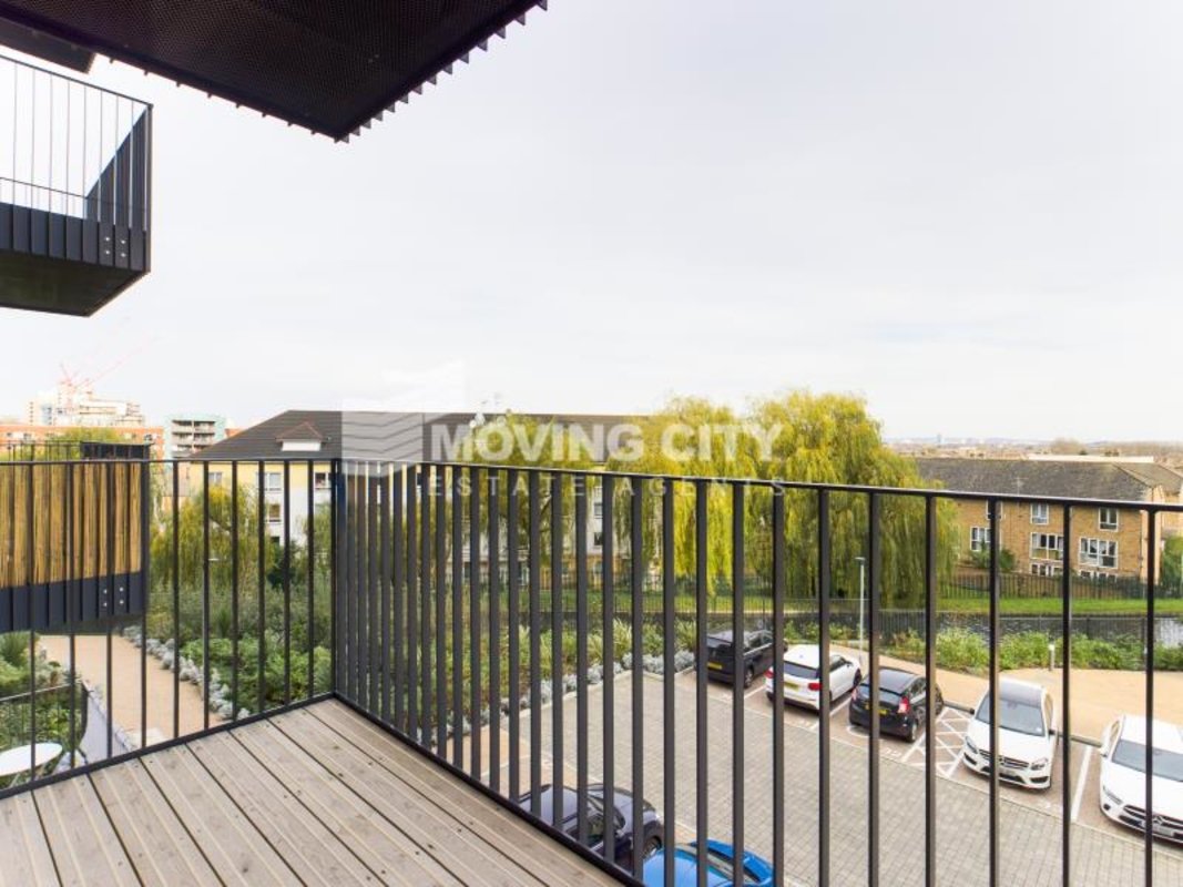 Flat-let-agreed-Hornsey-london-2809-view2