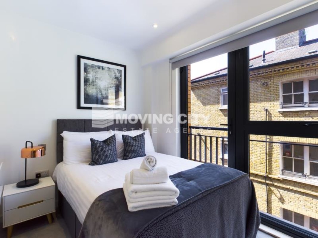 Apartment-let-agreed-Aldgate-london-2989-view5