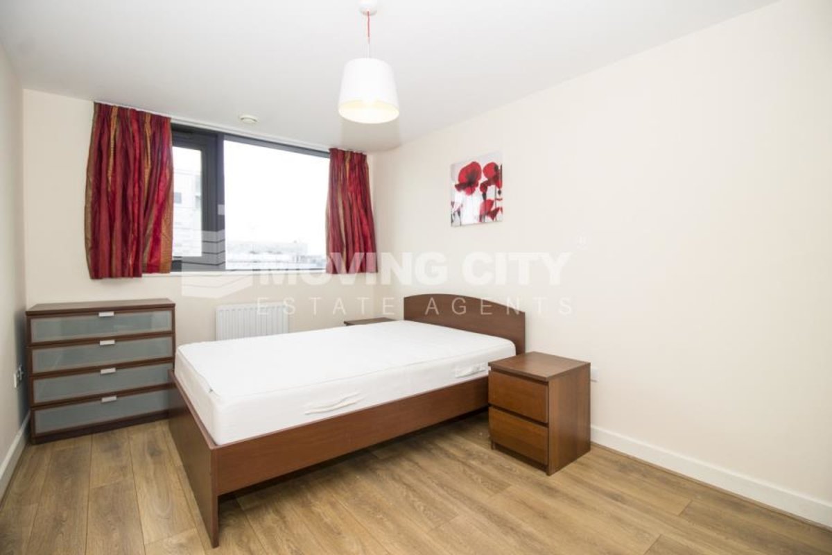 Flat-let-agreed-Canary Wharf-london-3495-view4