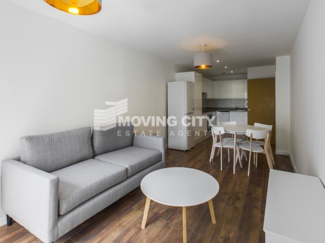 Apartment-let-agreed-Slough-london-3181-view1
