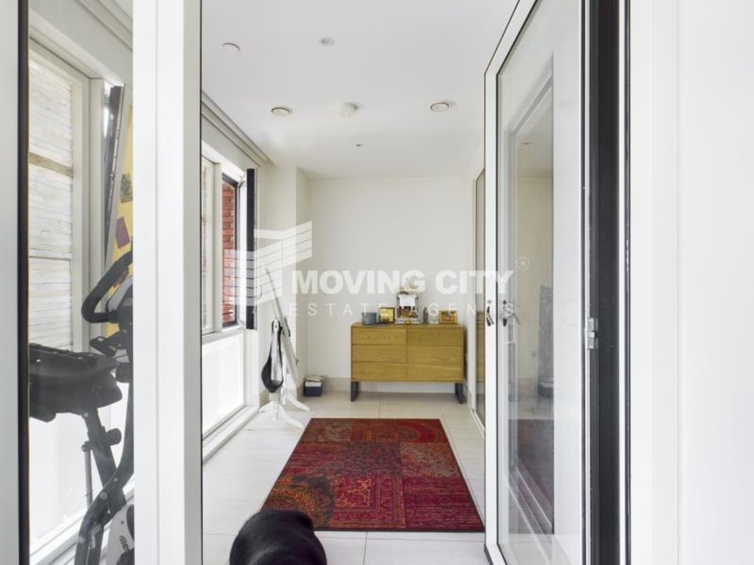 Apartment-let-agreed-Poplar-london-3275-view5