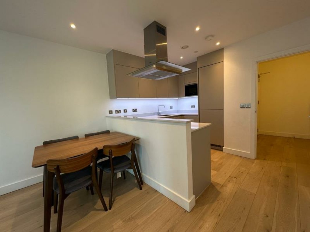 Apartment-to-rent-Poplar-london-3054-view4