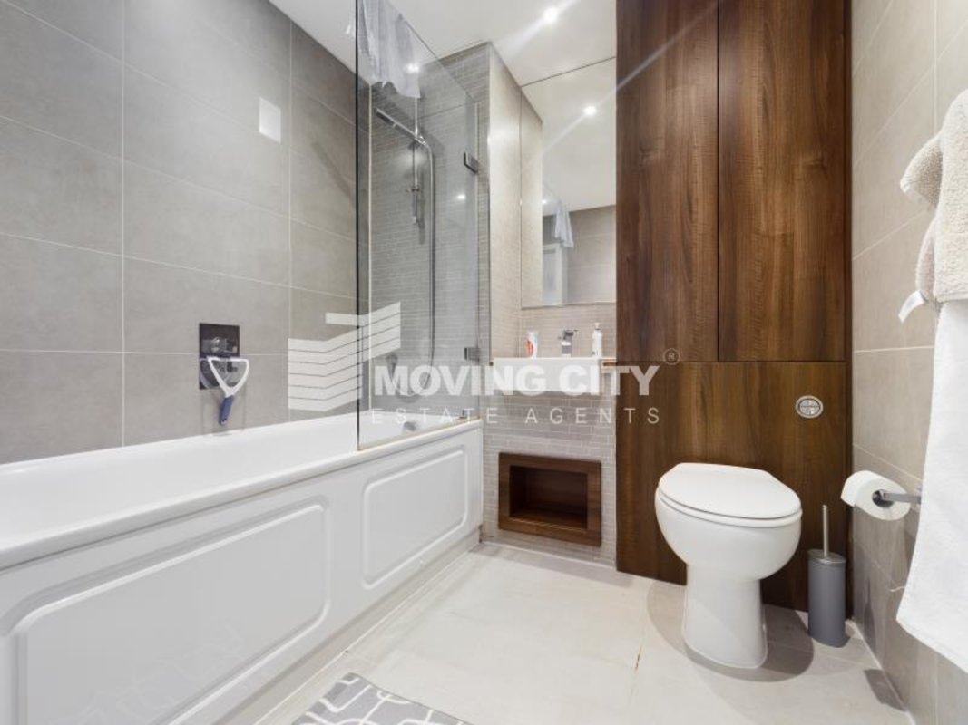 Apartment-let-agreed-Woodberry Park-london-3369-view4