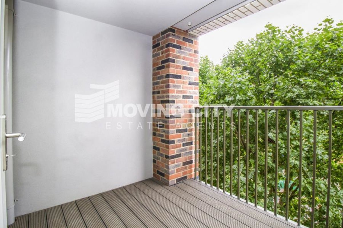 Flat-let-agreed-Elephant & Castle-london-3014-view2