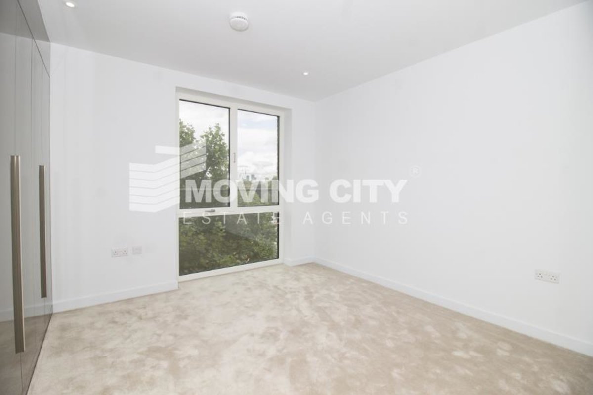 Flat-let-agreed-Elephant & Castle-london-3014-view6