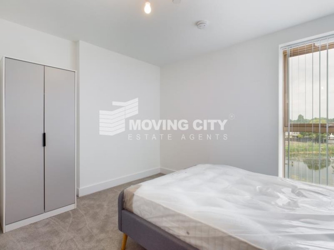 Apartment-let-agreed-Abbey Wood-london-3368-view6