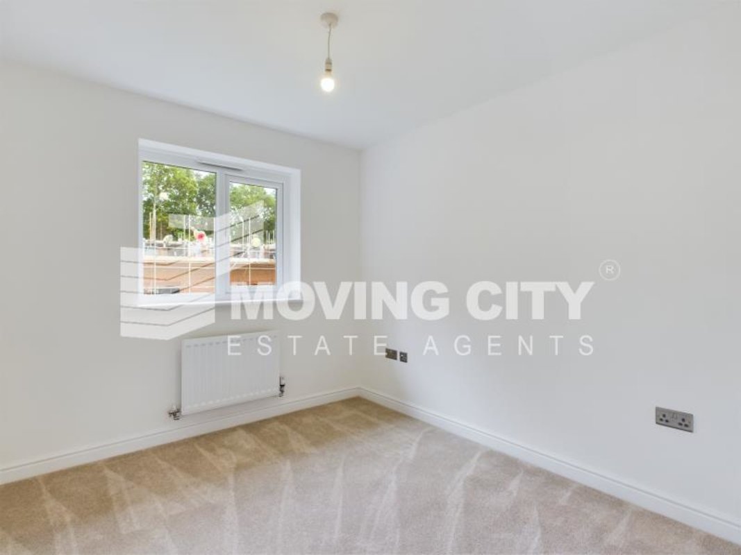 Detached-to-rent-Fleet-london-3502-view15