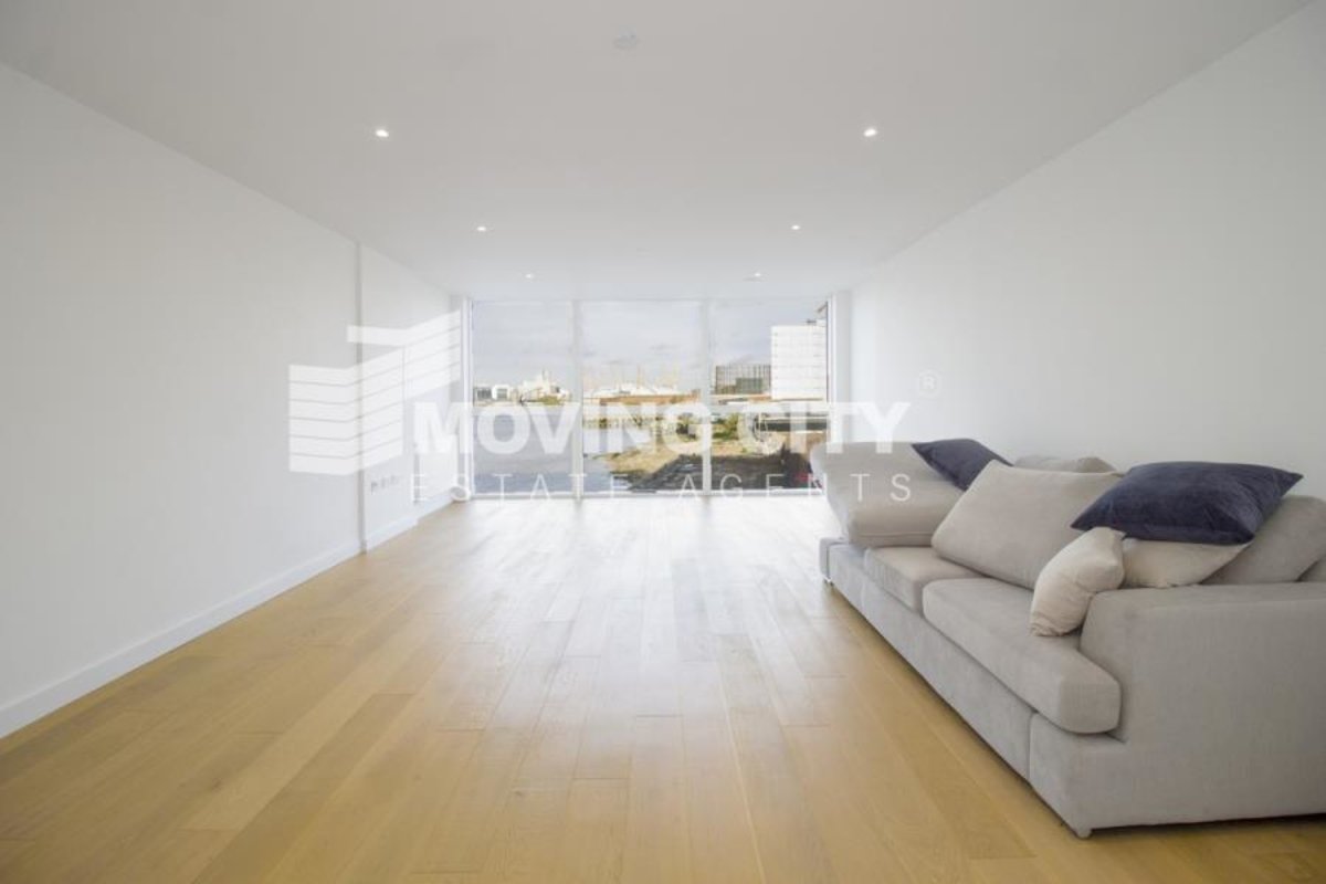 Flat-let-agreed-Greenwich-london-3413-view3
